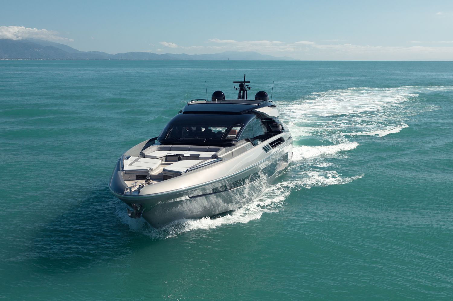 Baia Yachts Atlantica in navigazione